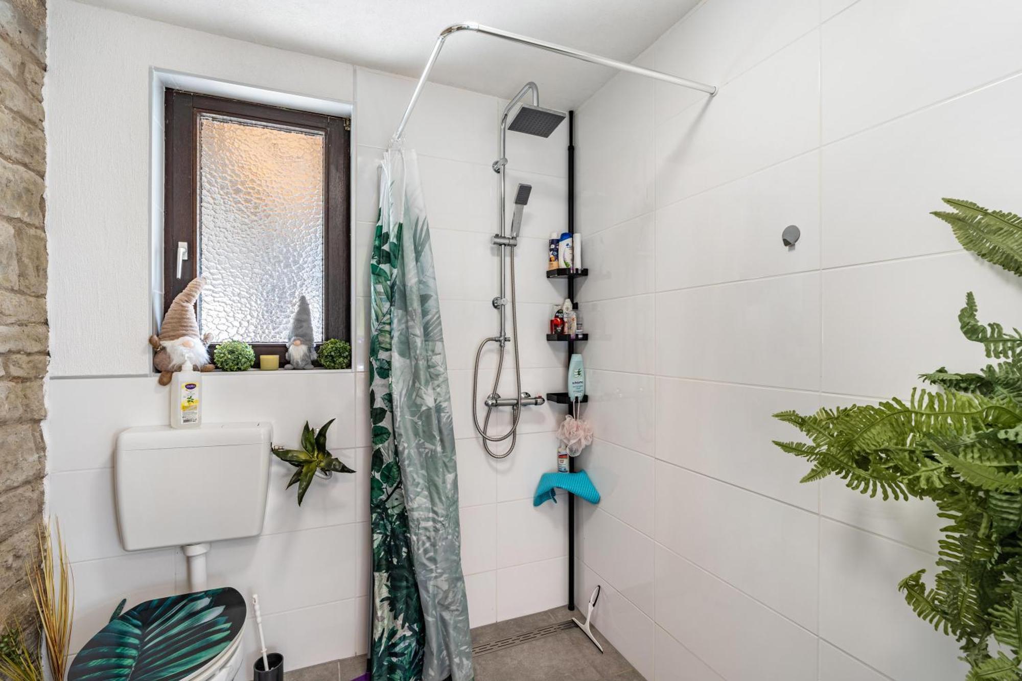 Hobbit Lounge Apartamento Eppingen Exterior foto